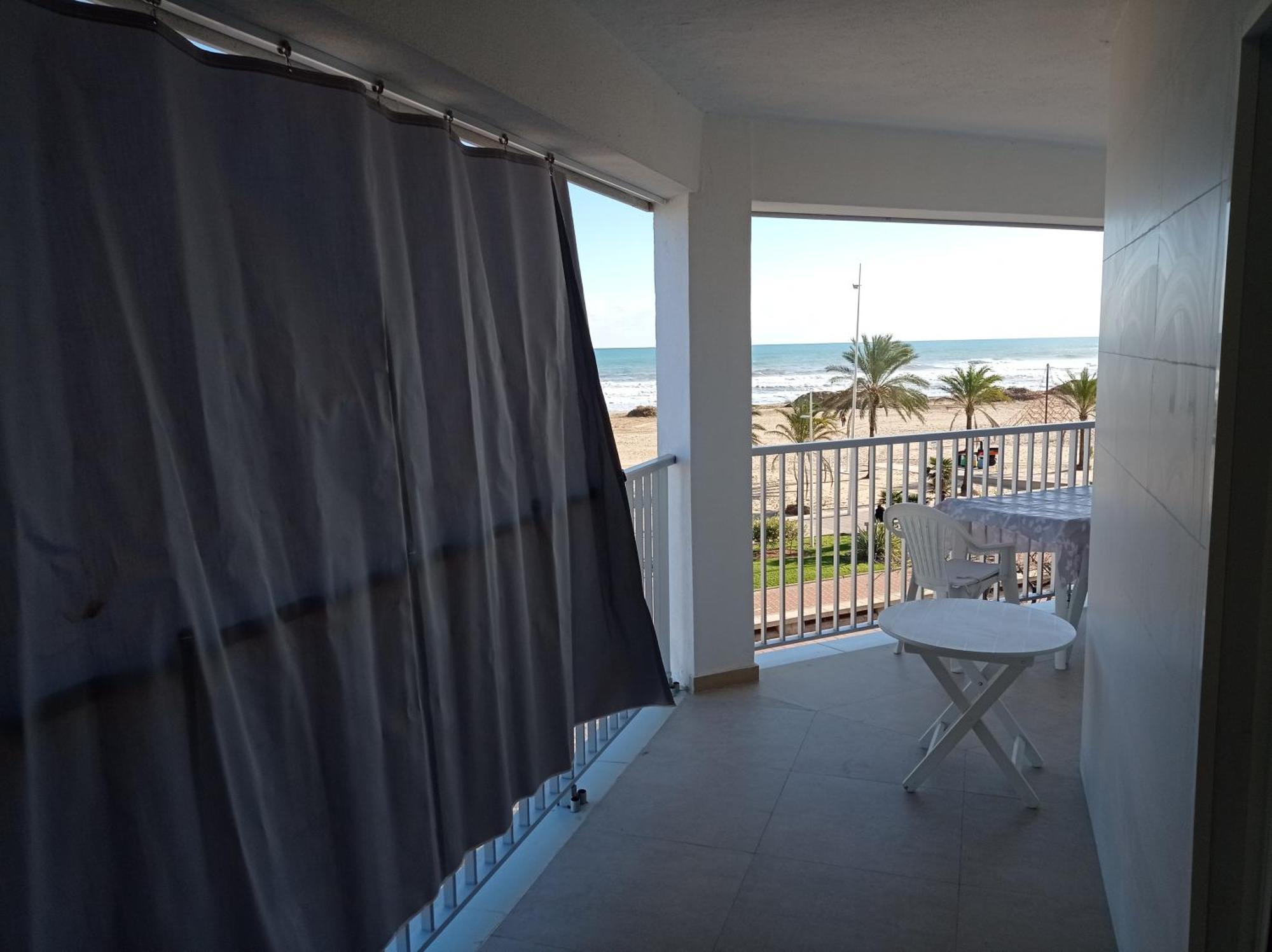 Apartamentos Bonaire 1ª Linea Wifi Solo Familias Serviplaya Gandía Rum bild